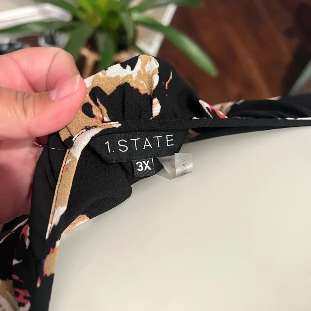 Top - Picture 4 of 4